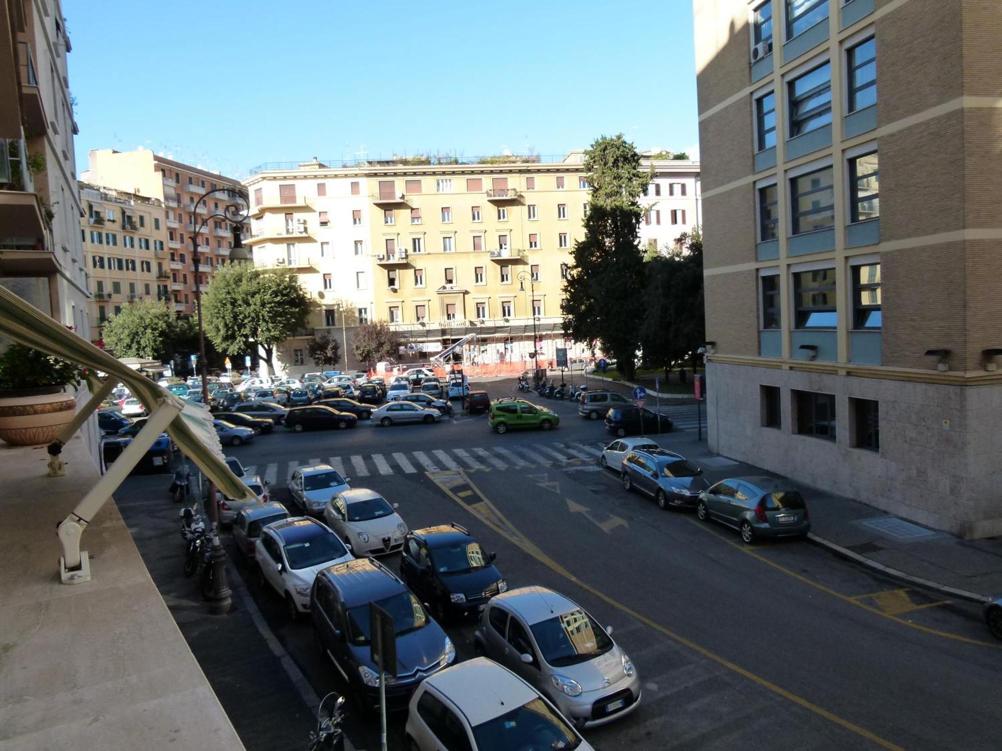 Amica Roma Guest House Bagian luar foto